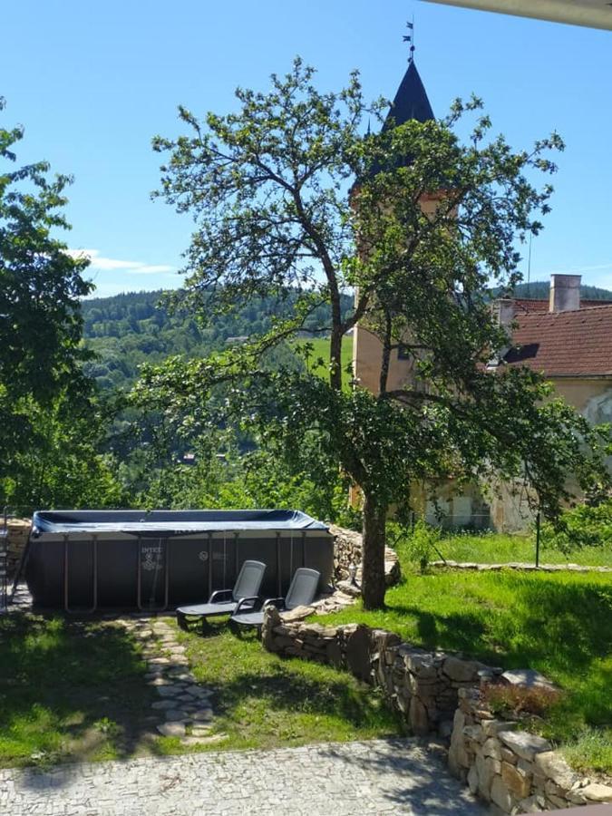 Vila Anicka Vimperk Luaran gambar